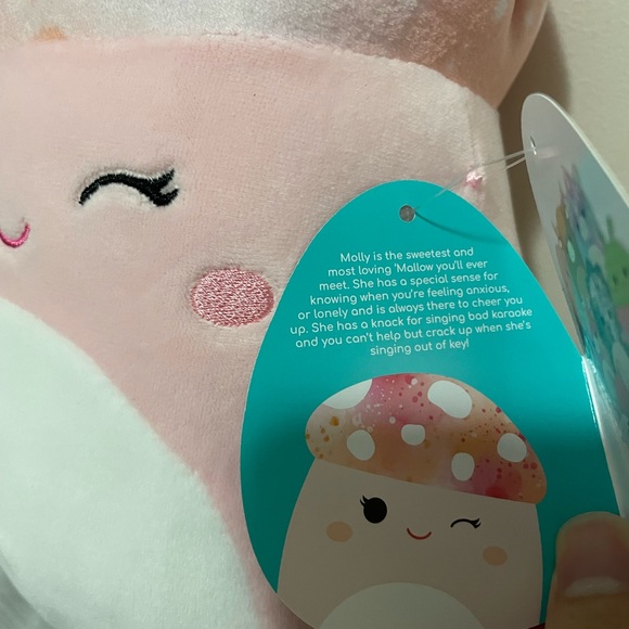 8 inch Molly mushroom squishmallow pink - Picture 3 of 4